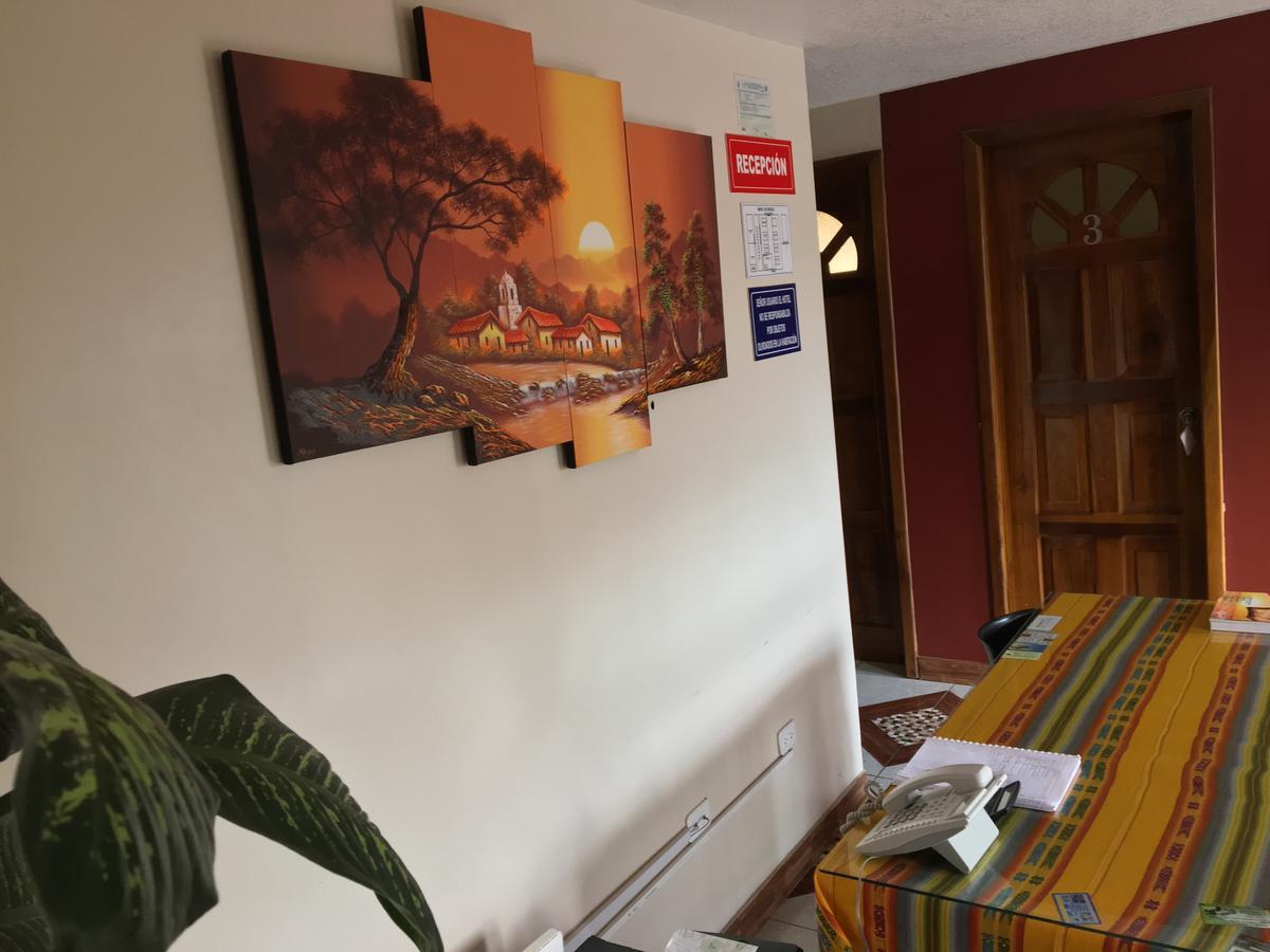 Hotel Alpachaca Quito Airport à Tababela Extérieur photo