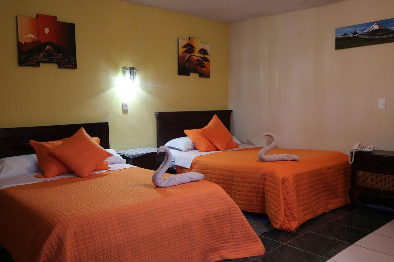 Hotel Alpachaca Quito Airport à Tababela Extérieur photo