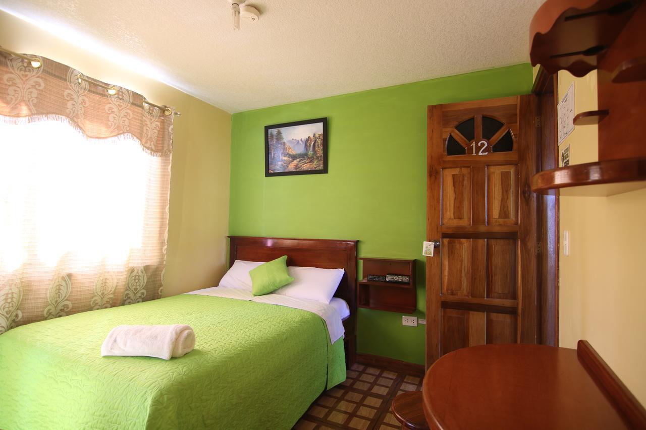 Hotel Alpachaca Quito Airport à Tababela Extérieur photo